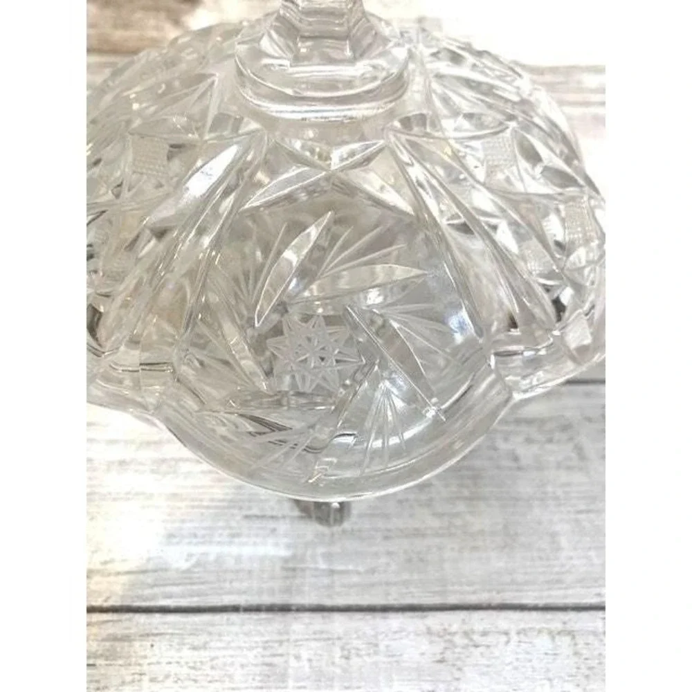 Vintage Crystal Lidded Candy Dish With Footed‎ Base